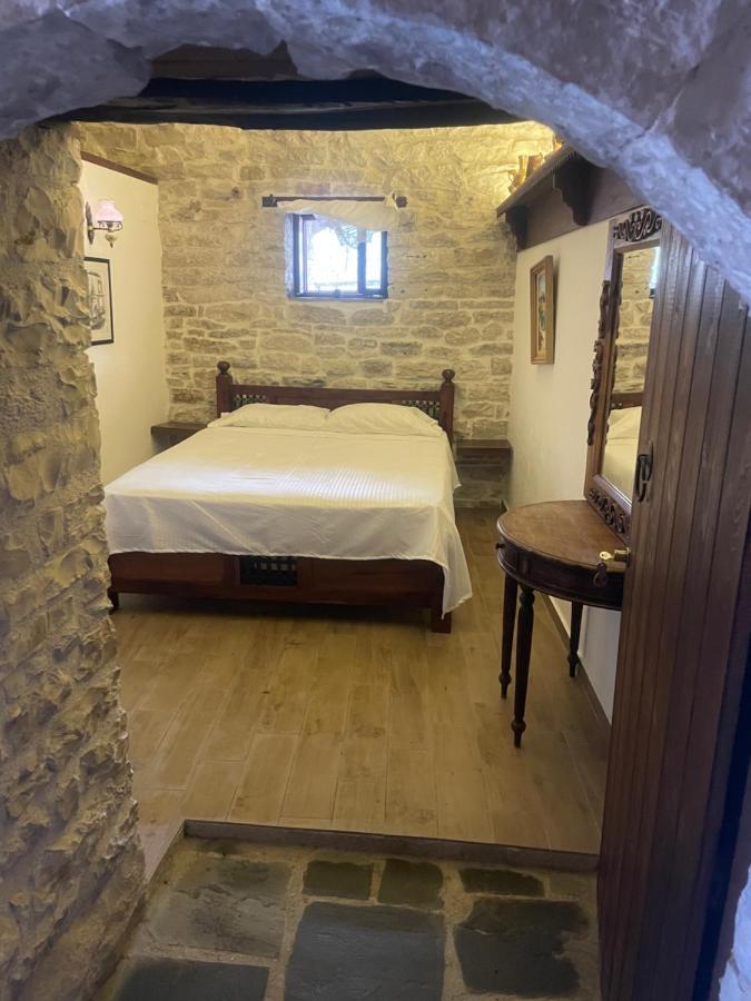 Konaku Gjirokastër